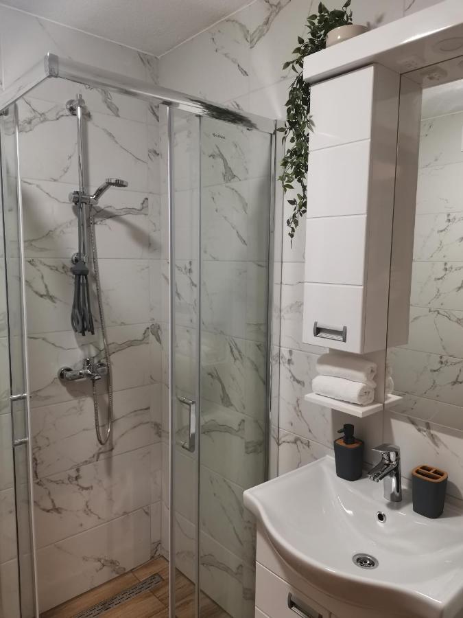 Apartman Kardas Vrnjacka Banja Luaran gambar